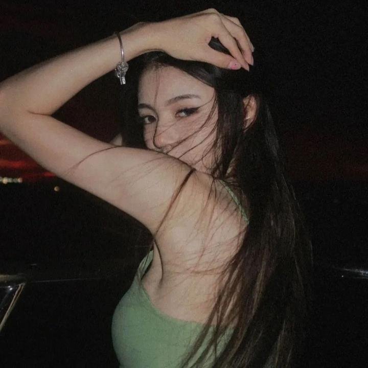 俏探女娇娃